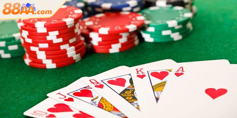  Một chiến thuật quan trọng trong Poker là kiểm soát cách chơi của bạn
